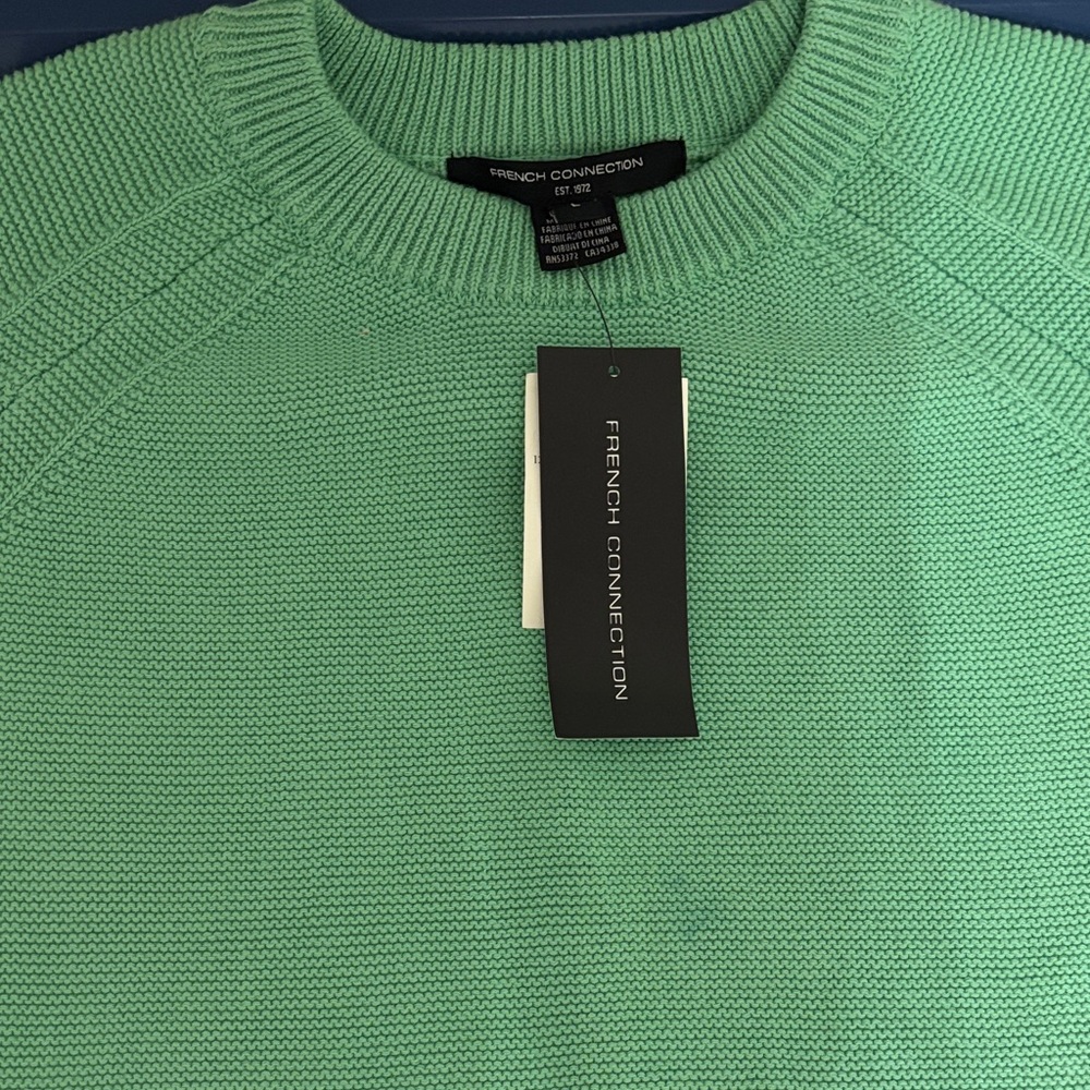 French Connection Women's Mint Green Crewneck Short Sleeve Sweater Shirt